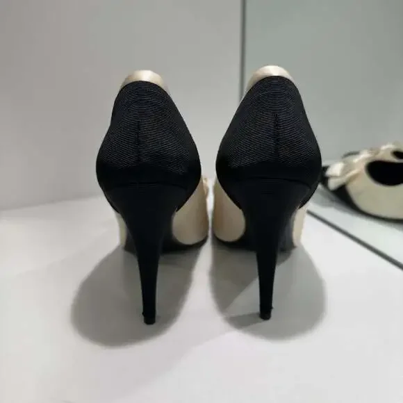 J.Crew Black Cream Two-Tone Stiletto Heel Bow Pointed Toe Pumps 8.5 - Picture 3 of 12